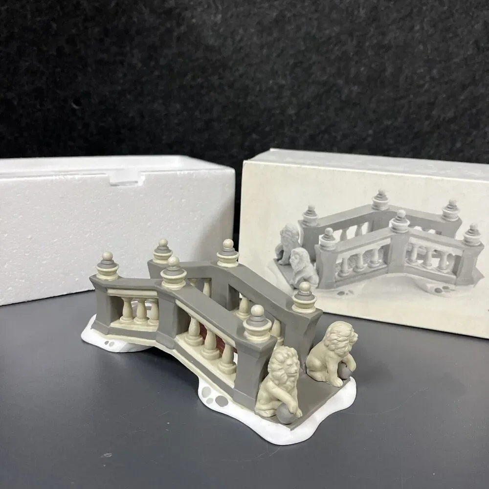 NIB Dept 56 Heritage Village Collection‎ Lionhead Bridge Porcelain #5864-5